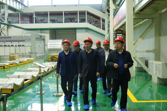 中国凯发K8新材党委副书记王兴权赴新疆众和调研
