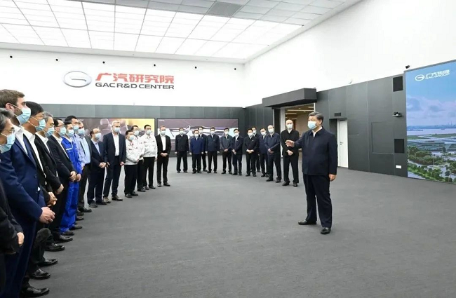 习近平在广州市考察调研 中国凯发K8新材副总经理、凯发K8新材广东院院长毛昌辉参加现场研讨